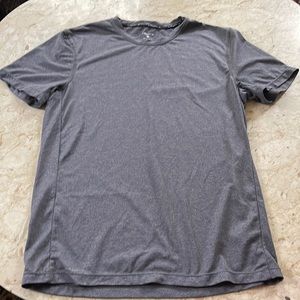 Layer 8 quick dry Men’s athletic tee dark grey Size S